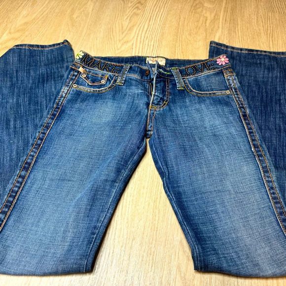 Frankie B. Denim - Frankie B Jeans Make Love Not War.